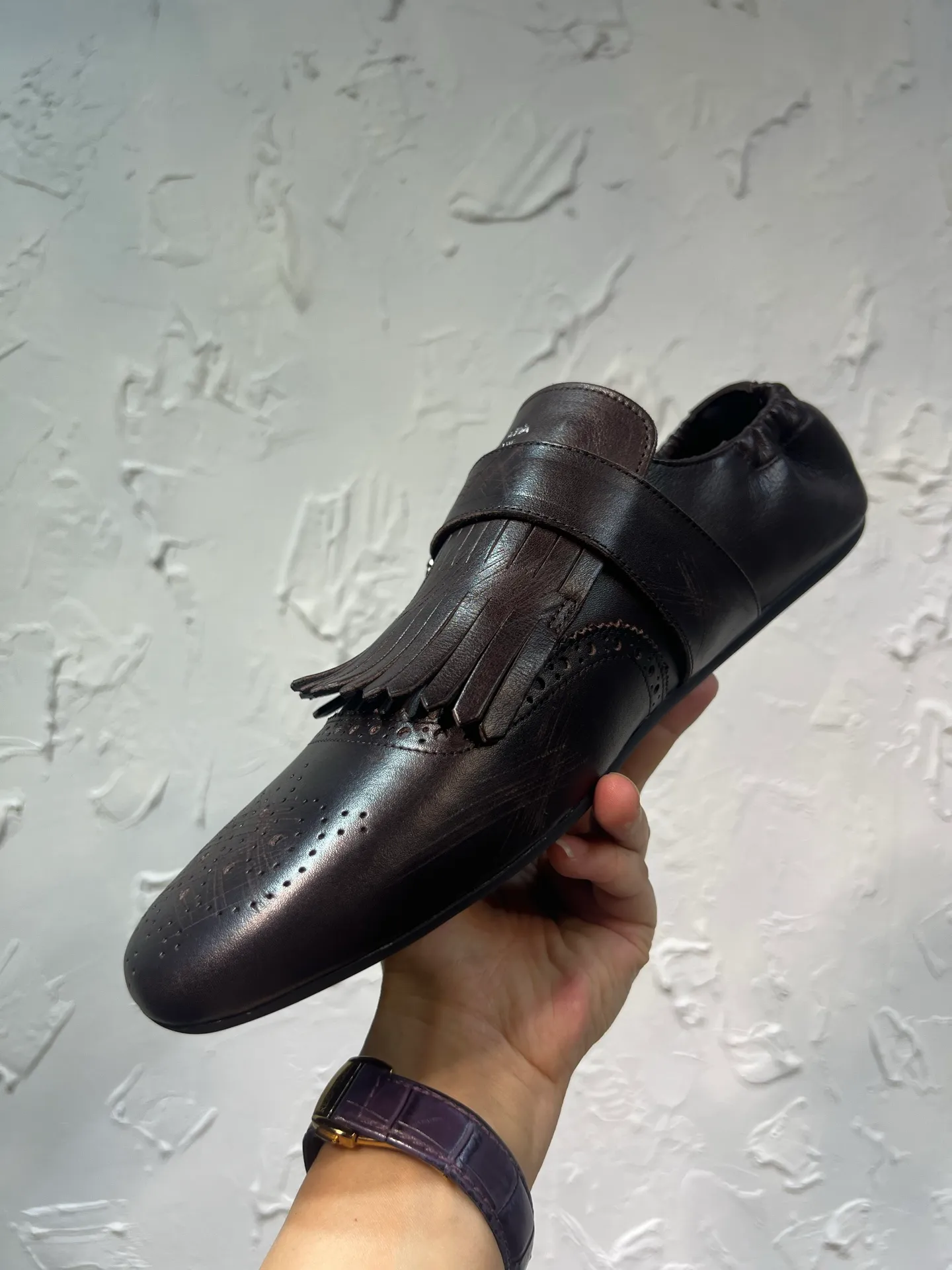 P820 ​​prada derby2025 spring and autumn latest Prada slip-on retro men's leather shoes, Shuffle tassel strap Monk shoes, original one-to-one development, outsole one-to-one molding, upper cowhide, lining and foot cowhide, rubber sole, original packaging Code number: 39-46